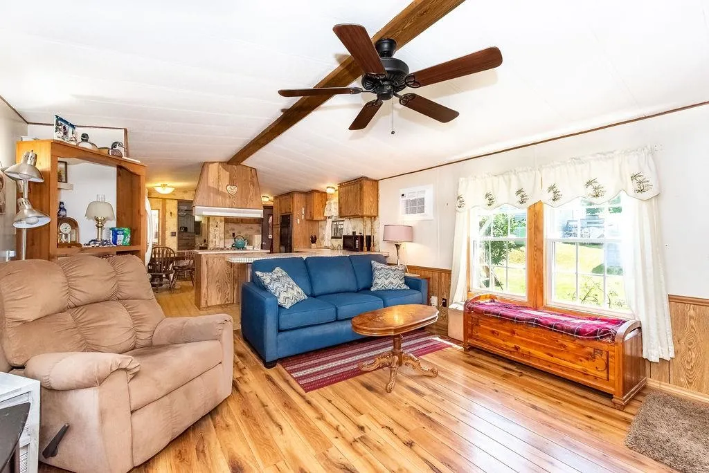 2 Hemlock Street Exeter NH 03833