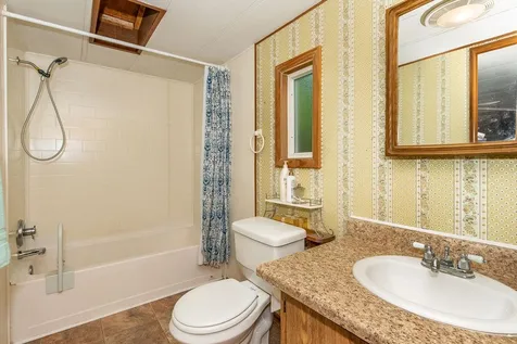 2 Hemlock Street Exeter NH 03833