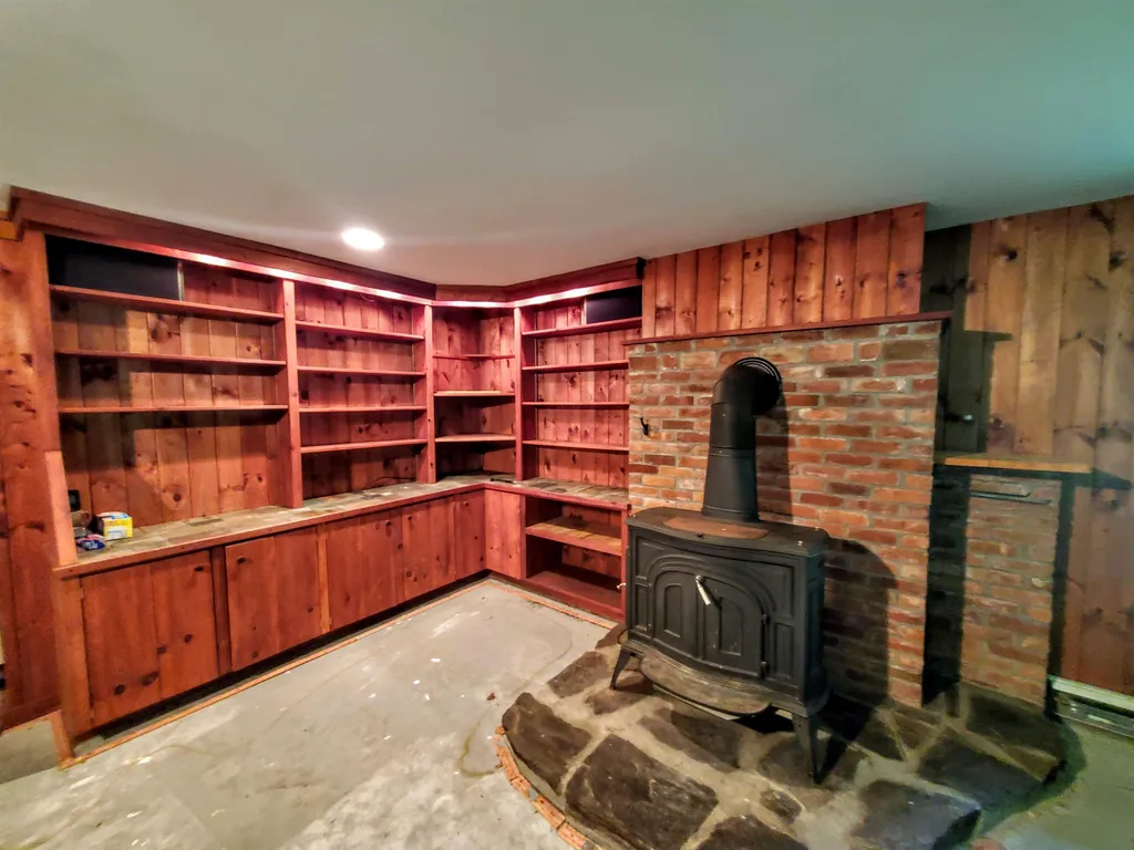 74 Redfield Proctor Road Hartford VT 05059