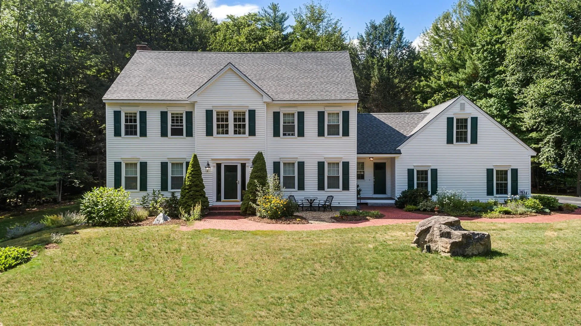 5 Nesbitt Drive Bow NH 03304