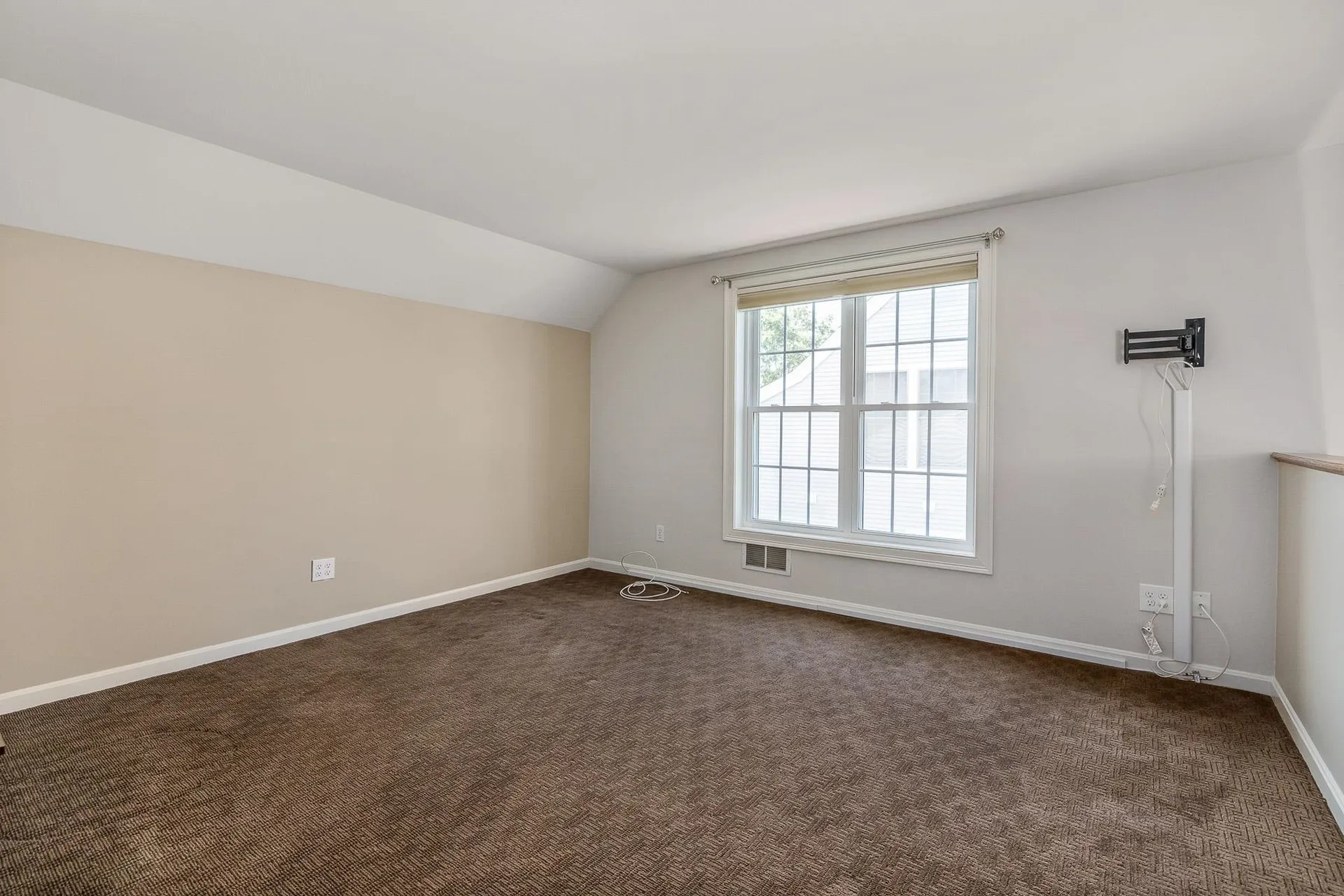 52 Hampton Meadows Hampton NH 03842