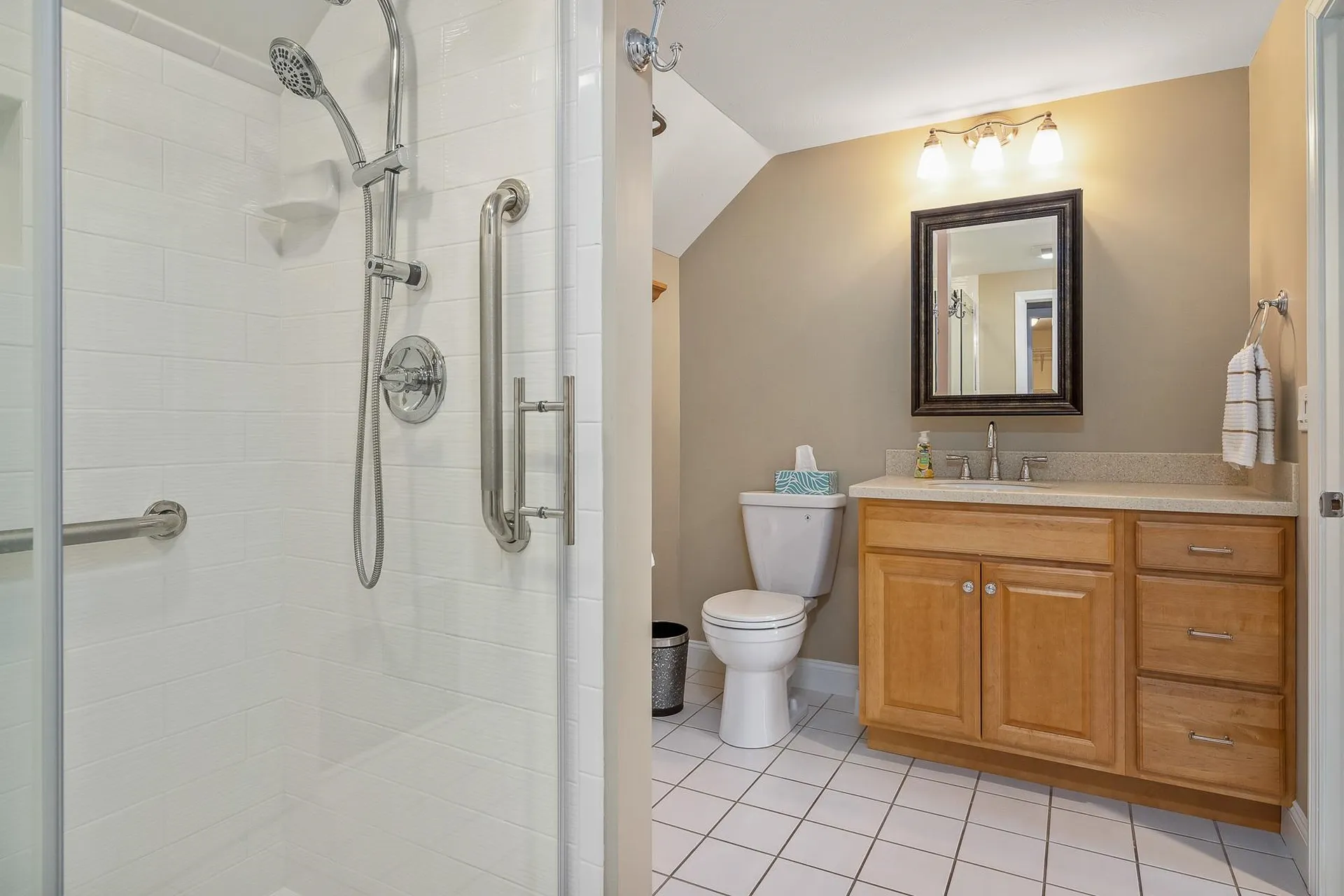 52 Hampton Meadows Hampton NH 03842