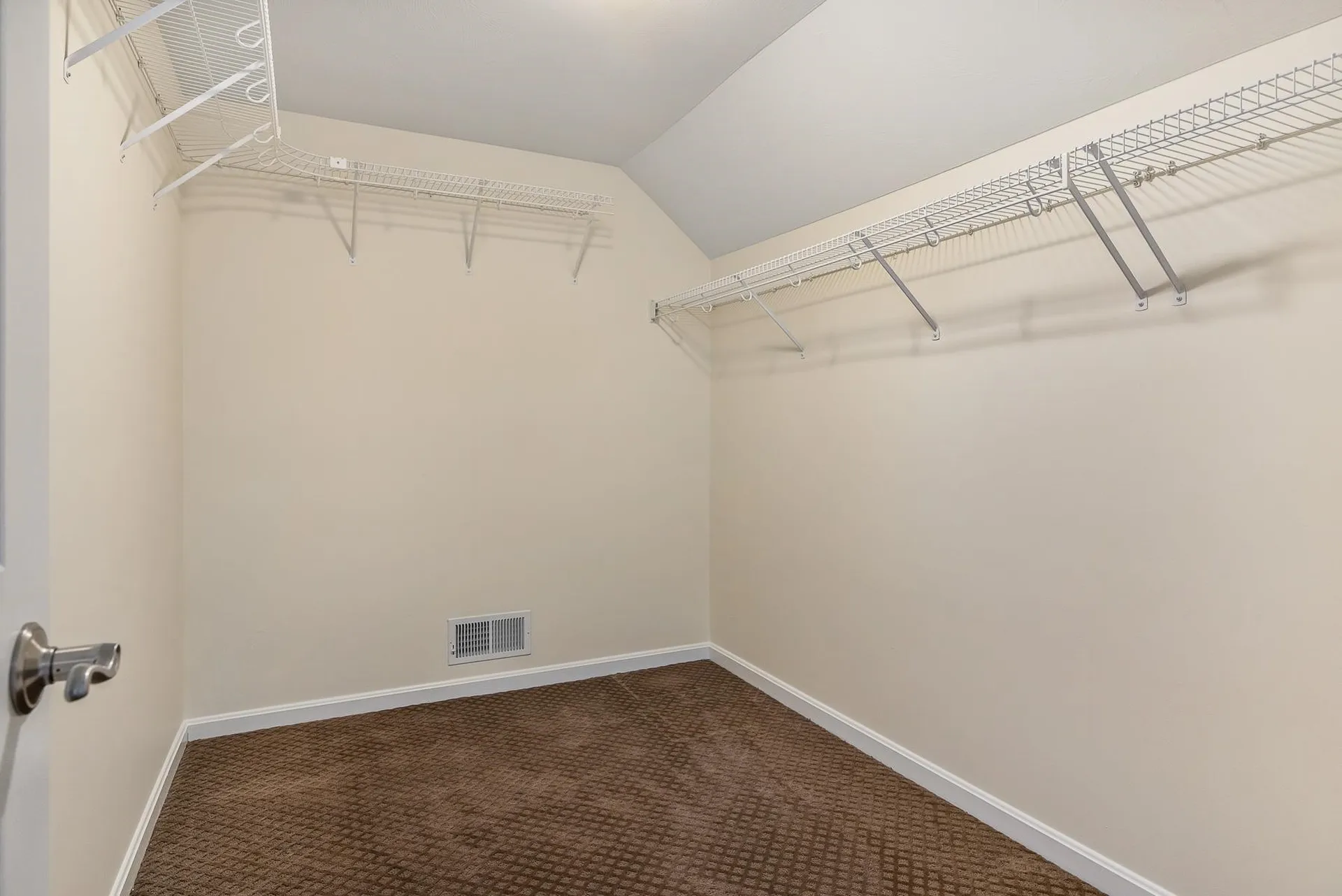 52 Hampton Meadows Hampton NH 03842