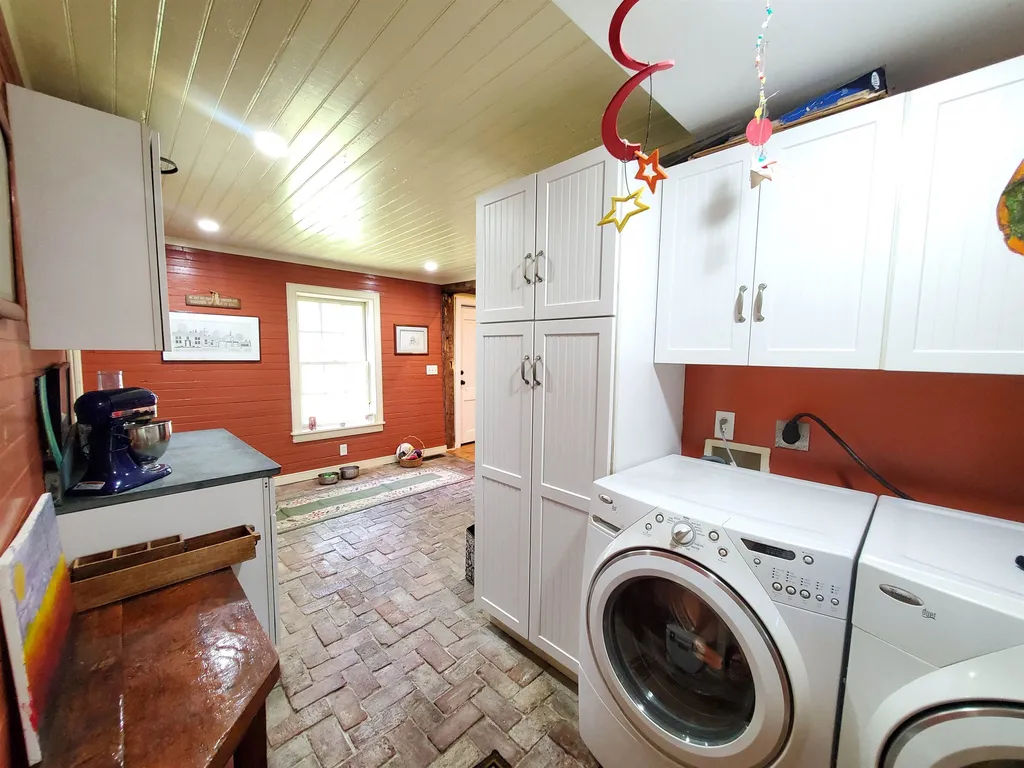 330 Canaan Street Canaan NH 03741