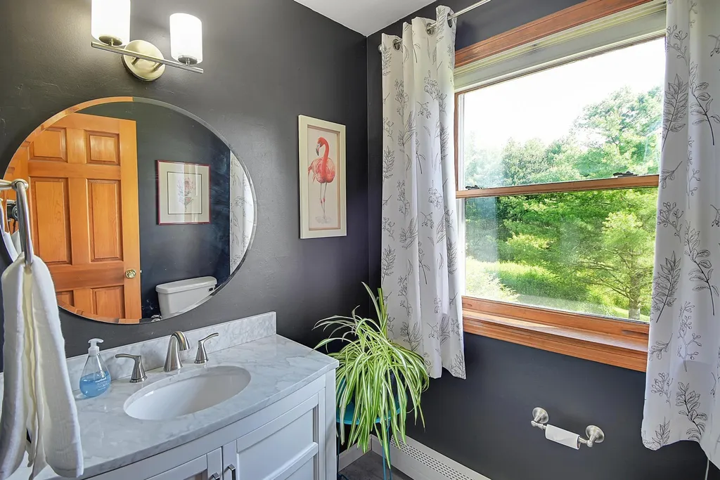 192 Depot Road Colchester VT 05446