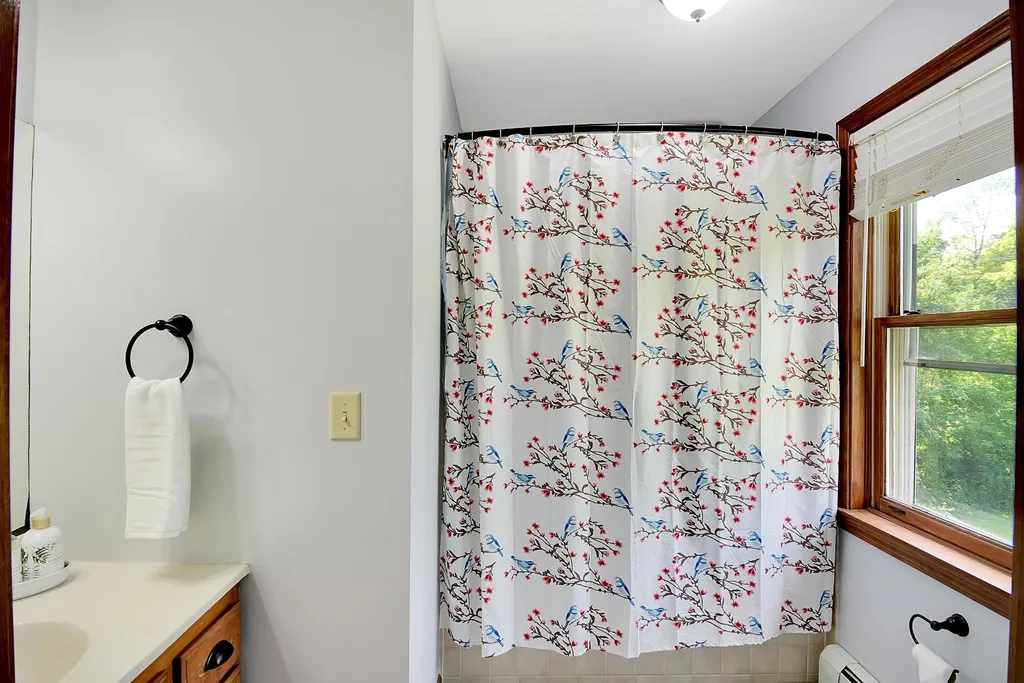 192 Depot Road Colchester VT 05446