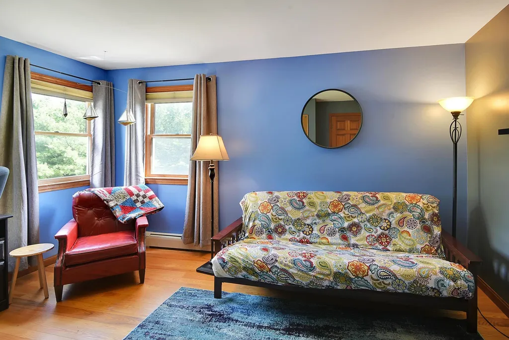 192 Depot Road Colchester VT 05446