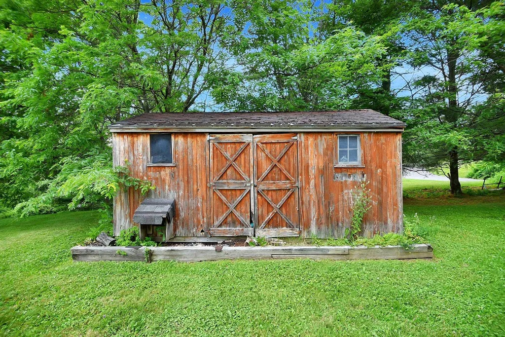 192 Depot Road Colchester VT 05446