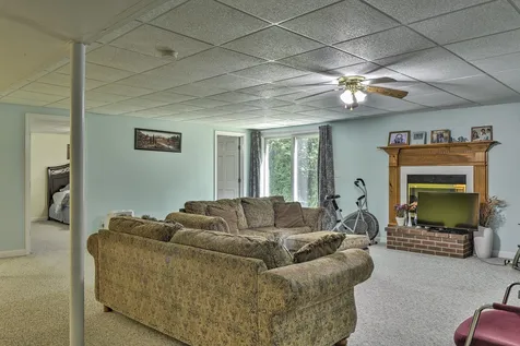 19 Newbury Lane Keene NH 03431