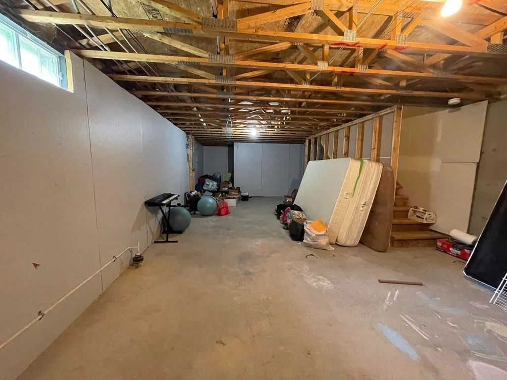 15 East Road Fairfax VT 05454