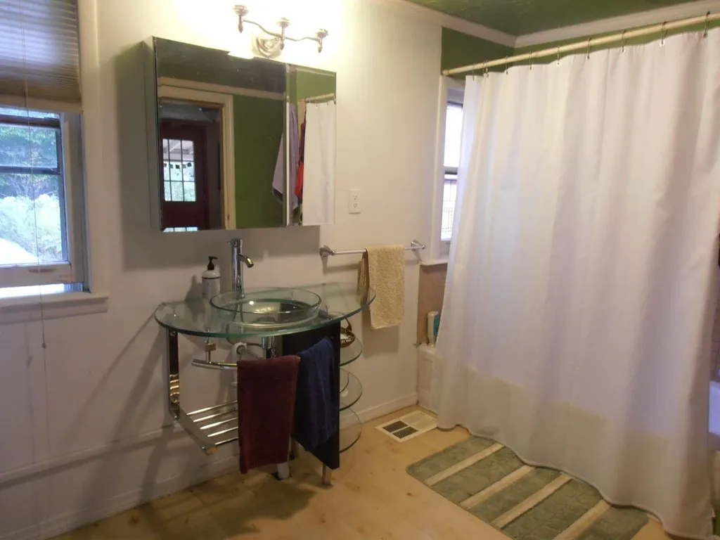 489 Hall Road Lincoln VT 05443