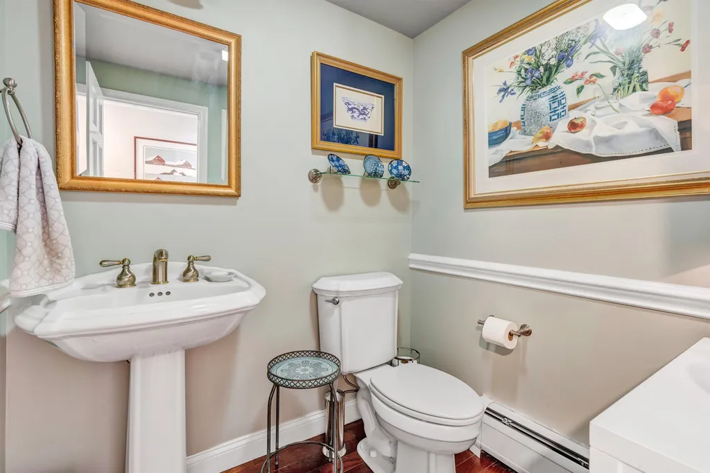 234 Allen Family Road Hartford VT 05059