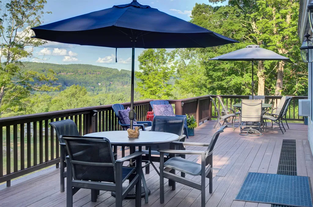 234 Allen Family Road Hartford VT 05059