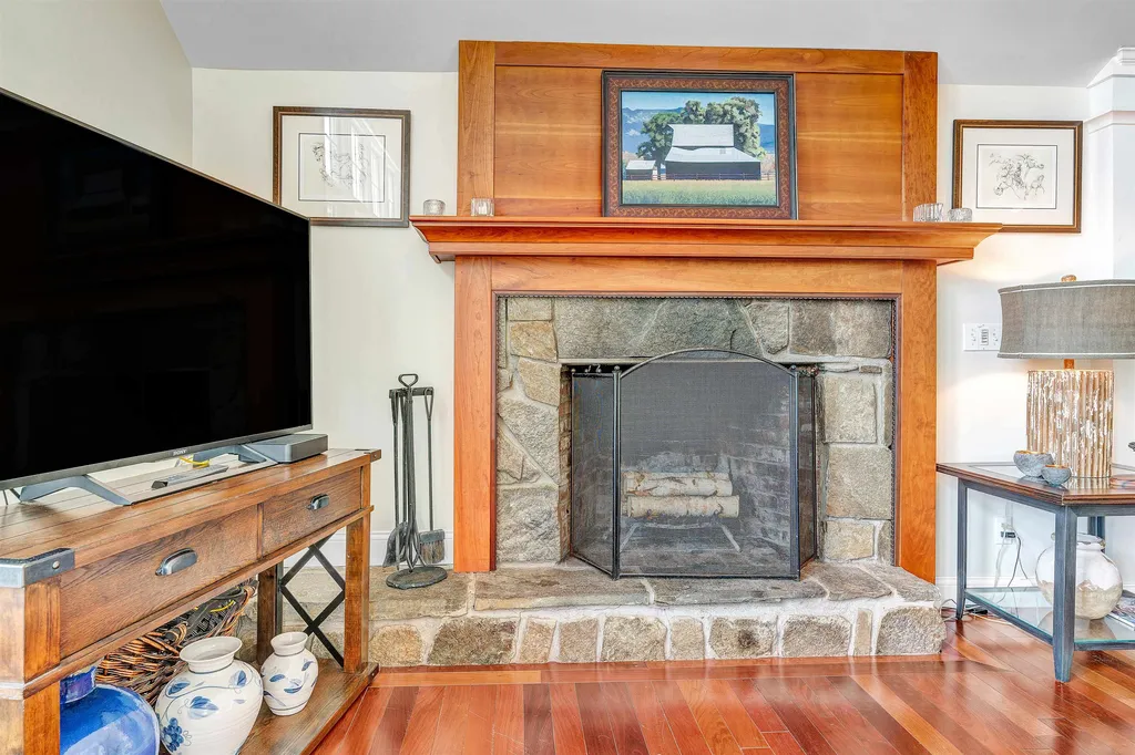 234 Allen Family Road Hartford VT 05059