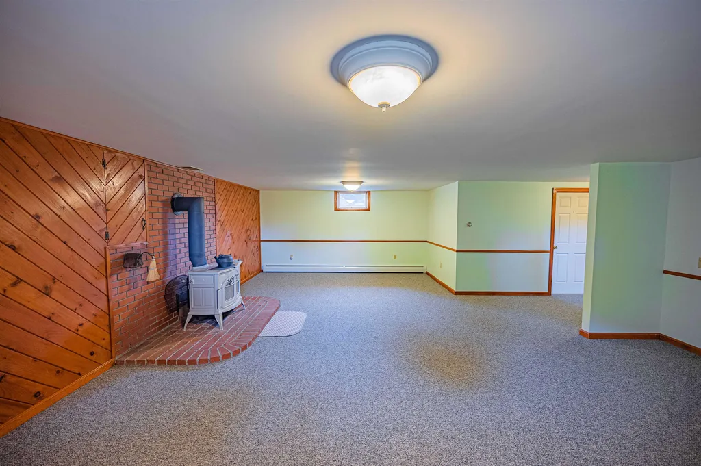 55 Silver Circle Barre Town VT 05641