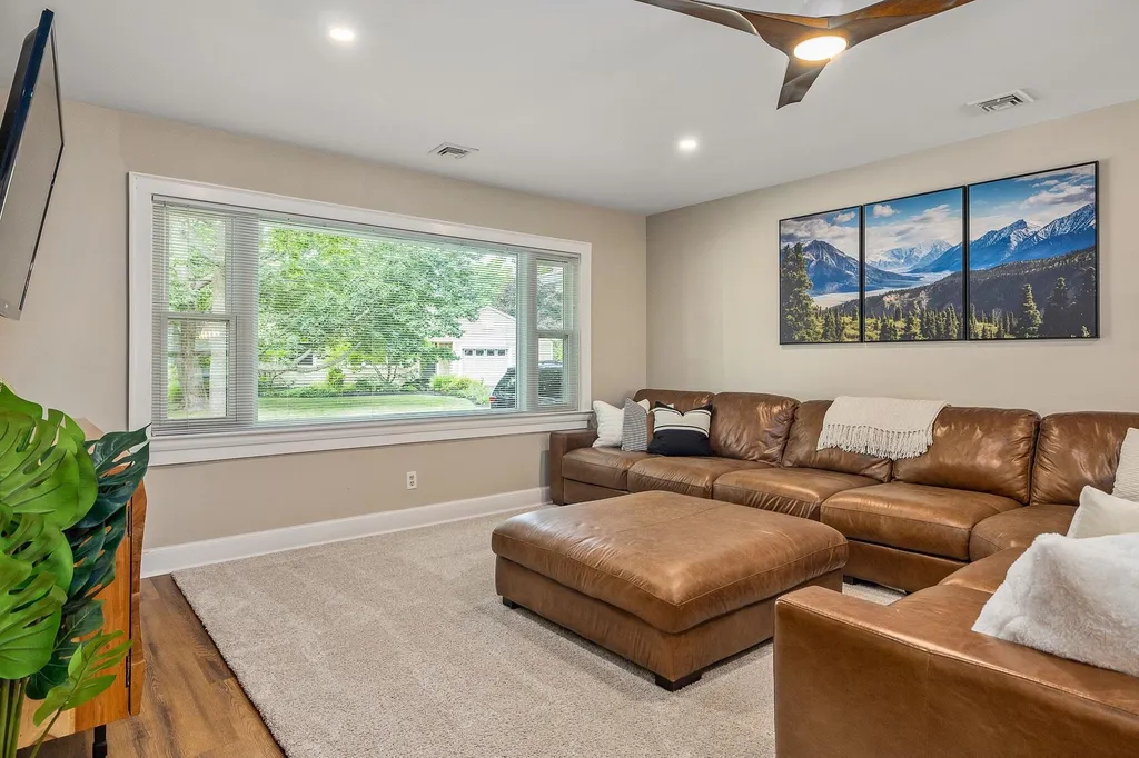 49 Fells Road Portsmouth NH 03801