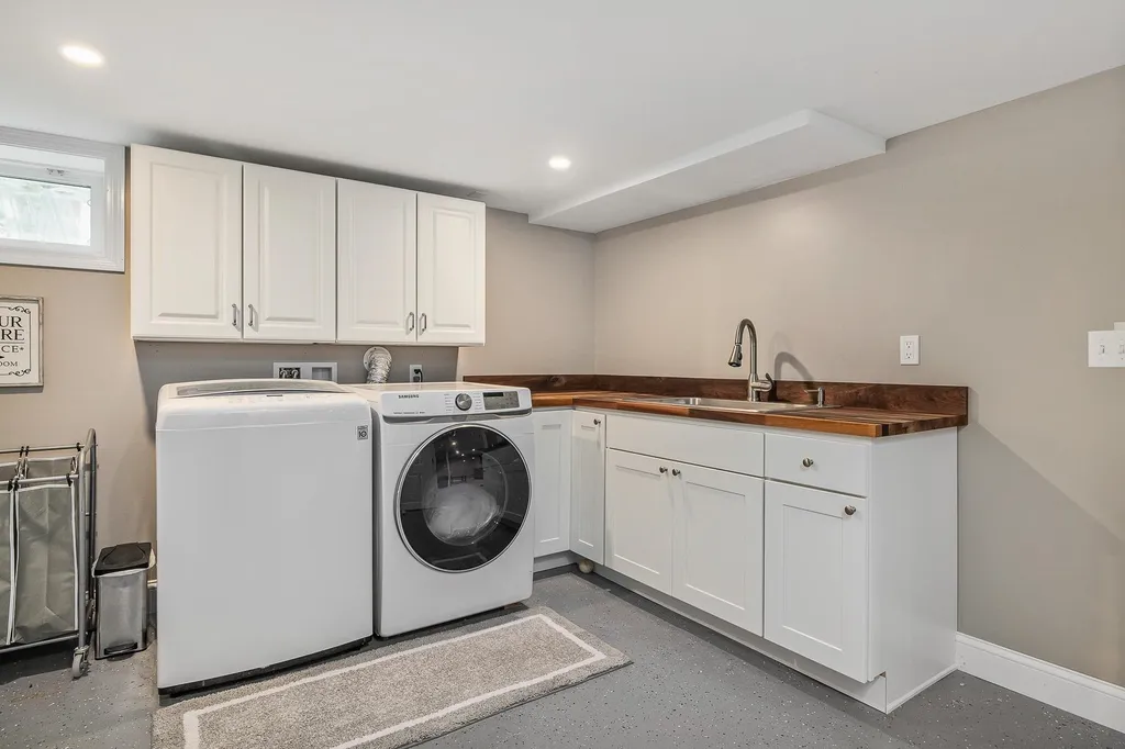 49 Fells Road Portsmouth NH 03801