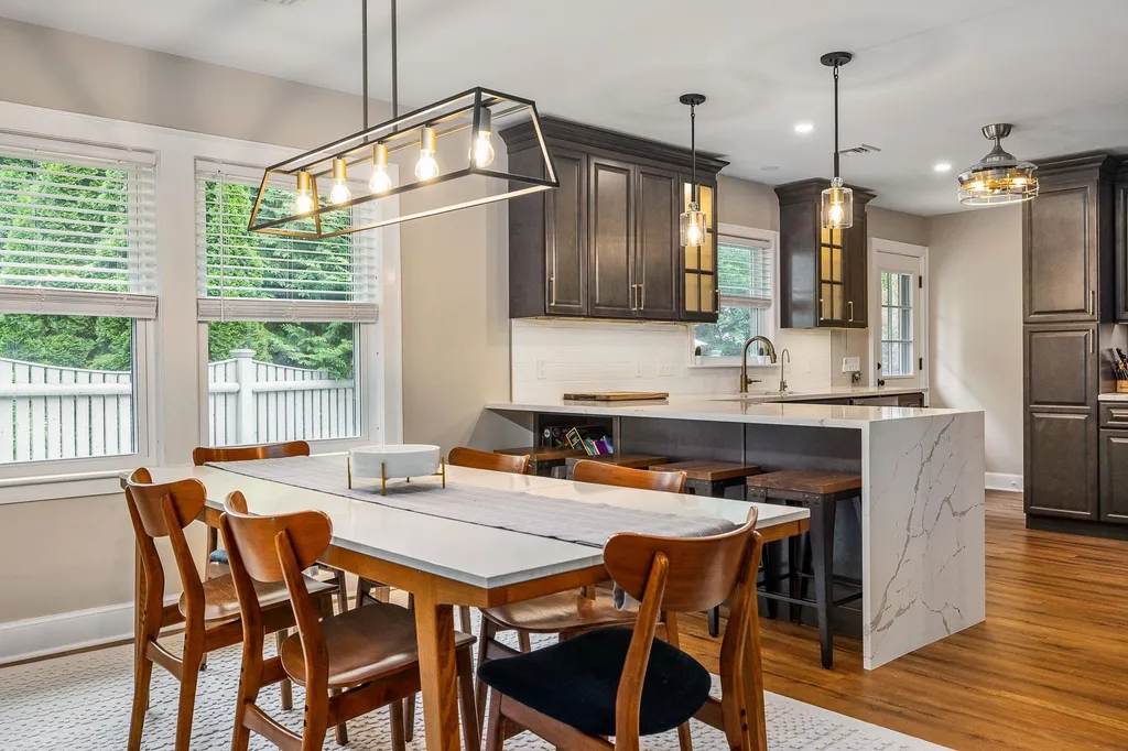 49 Fells Road Portsmouth NH 03801