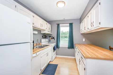 2 Saybrook Road Essex VT 05452