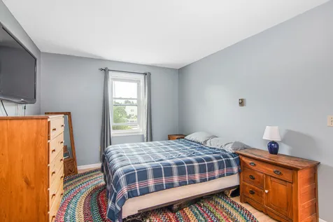 2 Saybrook Road Essex VT 05452