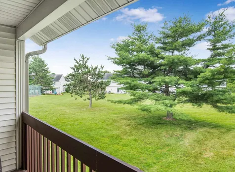 2 Saybrook Road Essex VT 05452