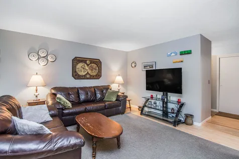 2 Saybrook Road Essex VT 05452