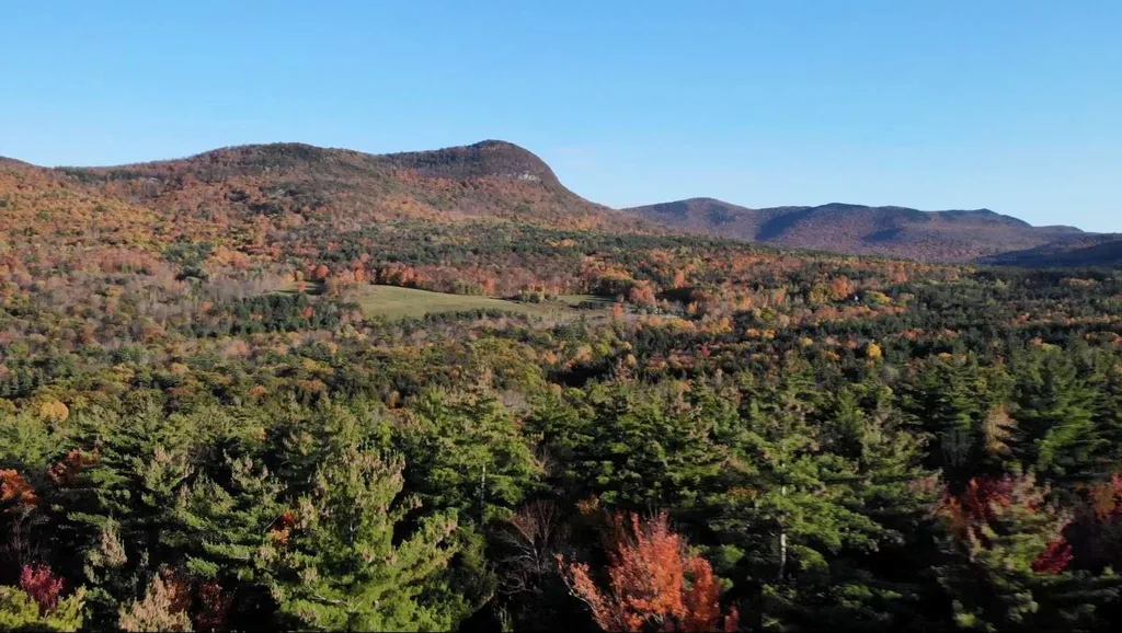 400 Applesauce Hill Castleton VT 05735