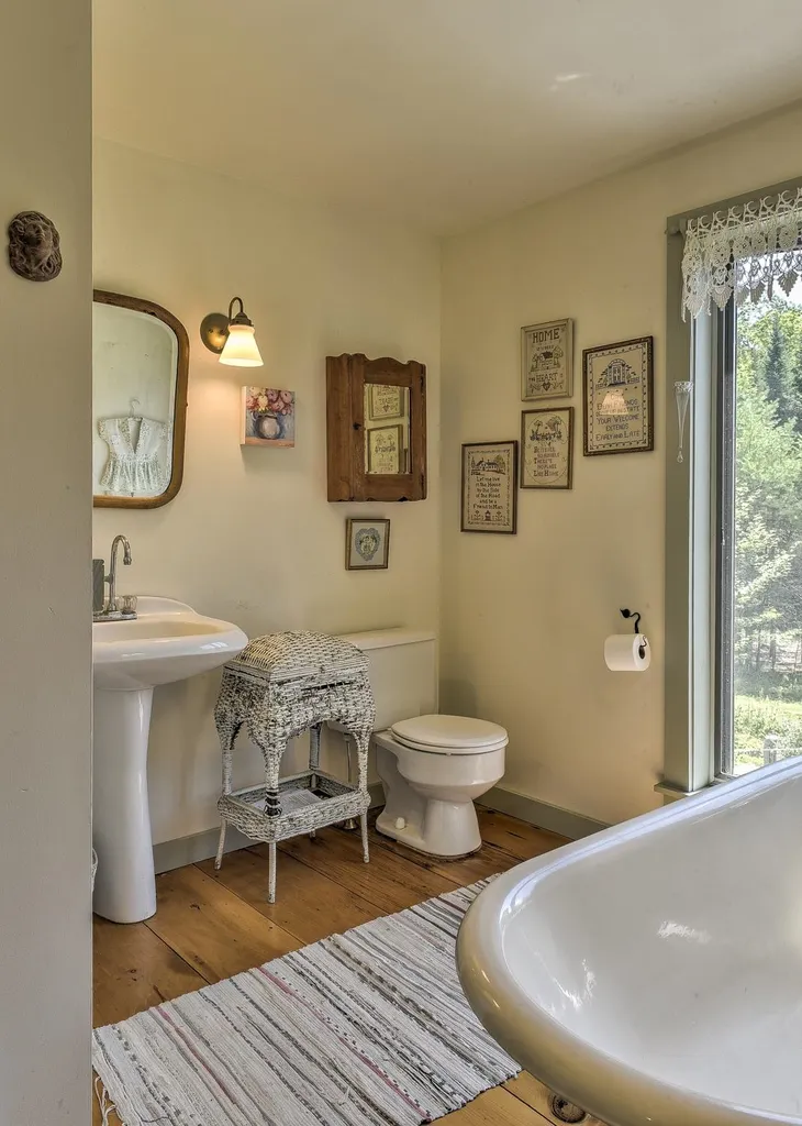 192 Apple Hill Road Sullivan NH 03445