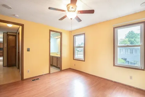 11 Sandpiper Path North Hampton NH 03862
