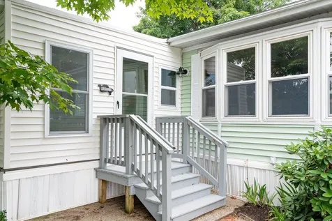 11 Sandpiper Path North Hampton NH 03862