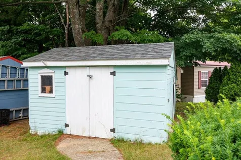 11 Sandpiper Path North Hampton NH 03862