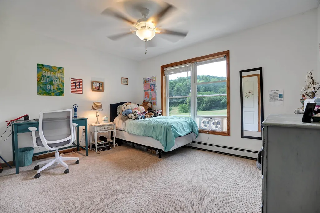 1936 River Road Sharon VT 05056