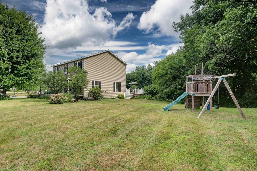 1936 River Road Sharon VT 05056