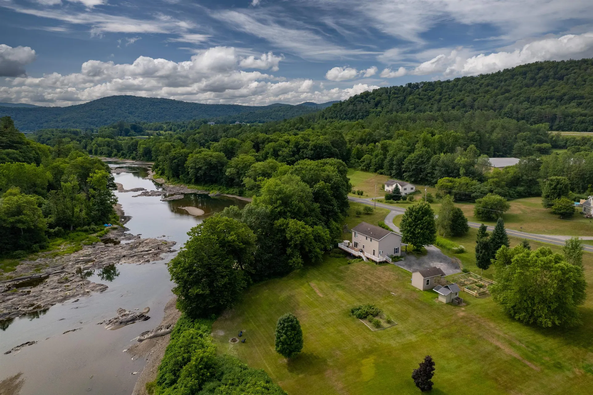 1936 River Road Sharon VT 05056