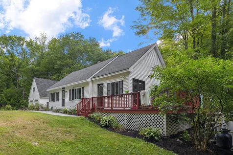 14 Fairfield Run Barnstead NH 03225