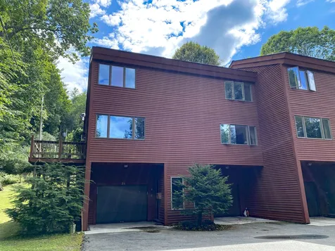 23 Robin Way Brattleboro VT 05301