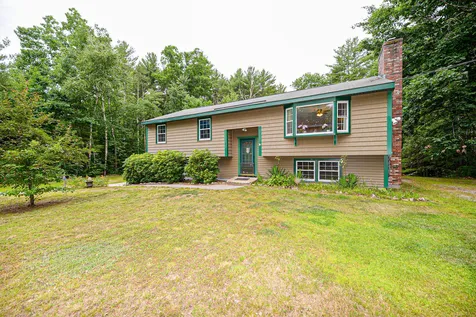 26 Cardinal Lane Litchfield NH 03052