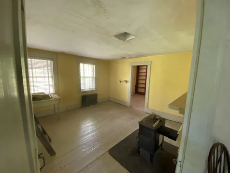 37 Frescoln Road Wentworth NH 03282