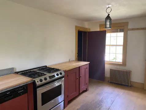 37 Frescoln Road Wentworth NH 03282