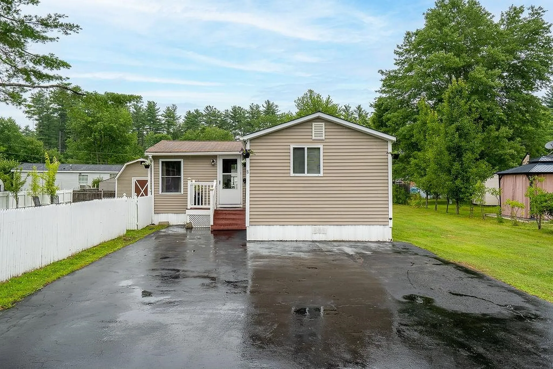 8 Glenn Drive Allenstown NH 03275