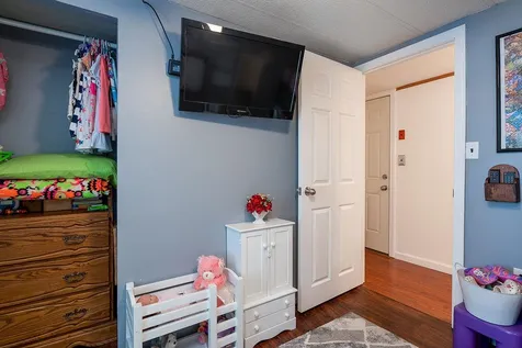 8 Glenn Drive Allenstown NH 03275