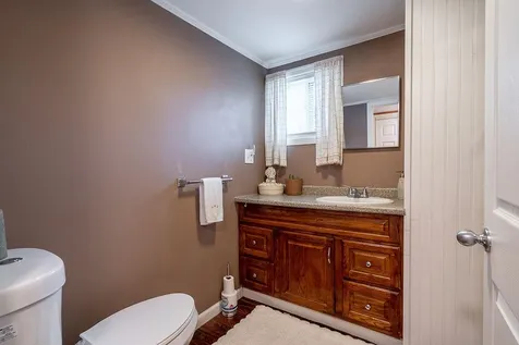 8 Glenn Drive Allenstown NH 03275