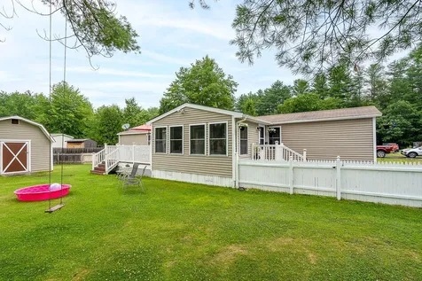 8 Glenn Drive Allenstown NH 03275