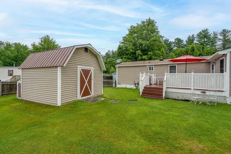 8 Glenn Drive Allenstown NH 03275