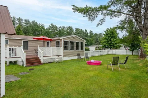 8 Glenn Drive Allenstown NH 03275