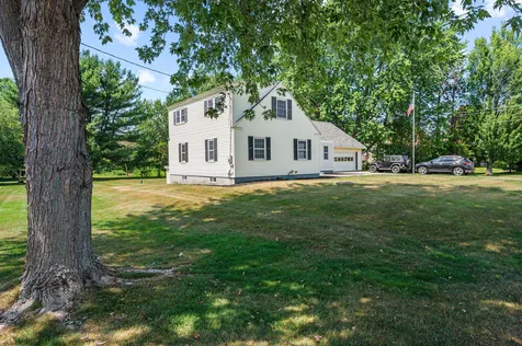 398 Old Lake Shore Road Gilford NH 03249