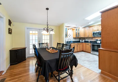 10 Maxwell Drive Derry NH 03038