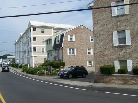 2 Kings Highway Hampton NH 03842