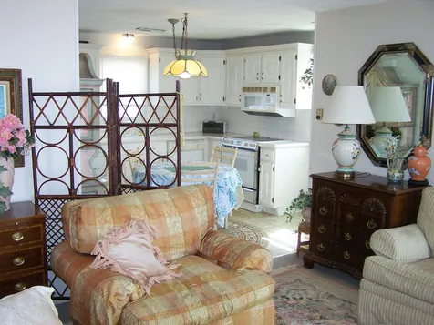 2 Kings Highway Hampton NH 03842
