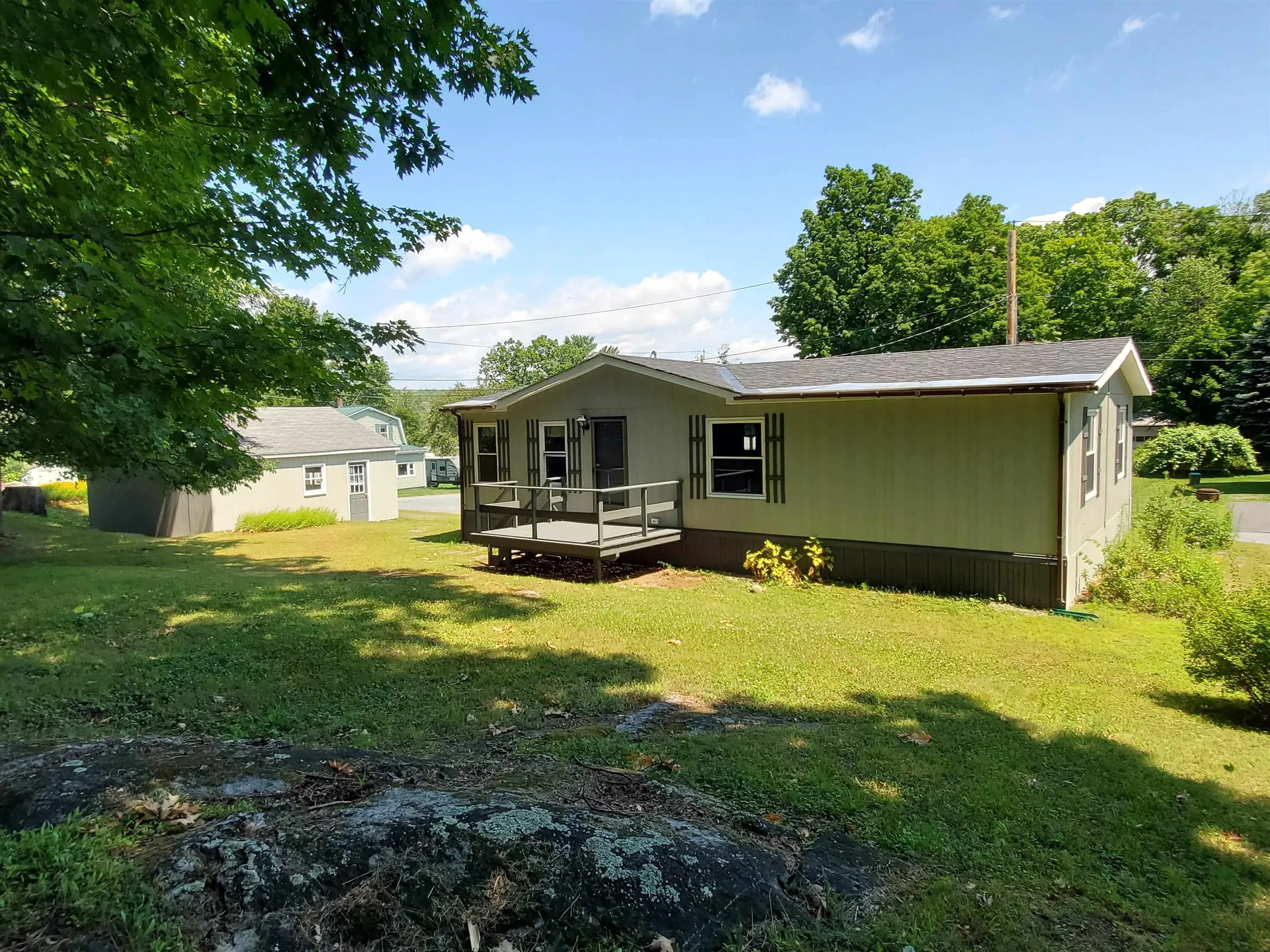 7 Dartmouth Street Enfield NH 03748